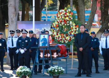 Rinden homenaje póstumo a Carlos Jorge Néstor Hernández