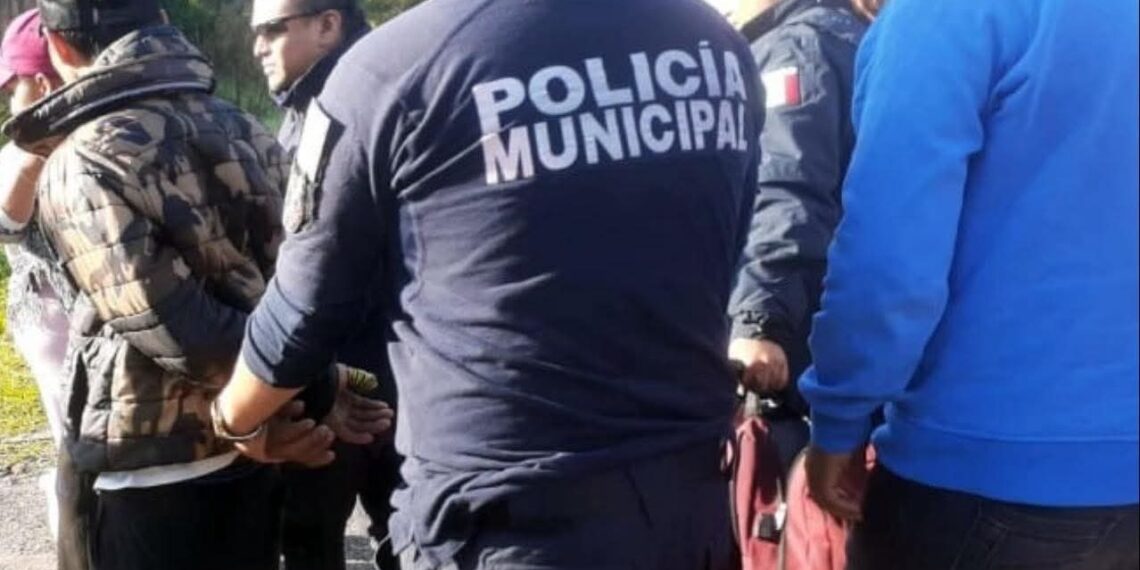 Vecinos atrapan a delincuentes en Chachapa