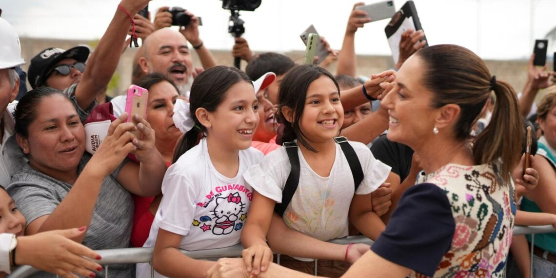 Claudia Sheinbaum inaugura primera etapa del Hospital Regional del ISSSTE en Tlajomulco