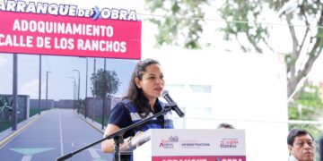 Inicia Lupita Cuautle obra de adoquinamiento en San Bernardino Tlaxcalancingo