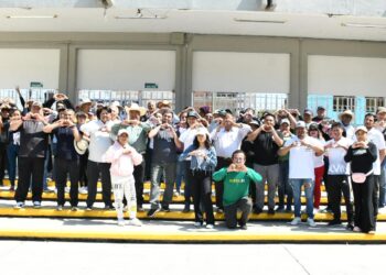 UTH participa en «Carrera por la paz y contra las adicciones»