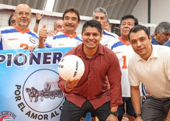 Inaugura Omar Muñoz “Primer Torneo de Cachibol Cuautlancingo 2025”