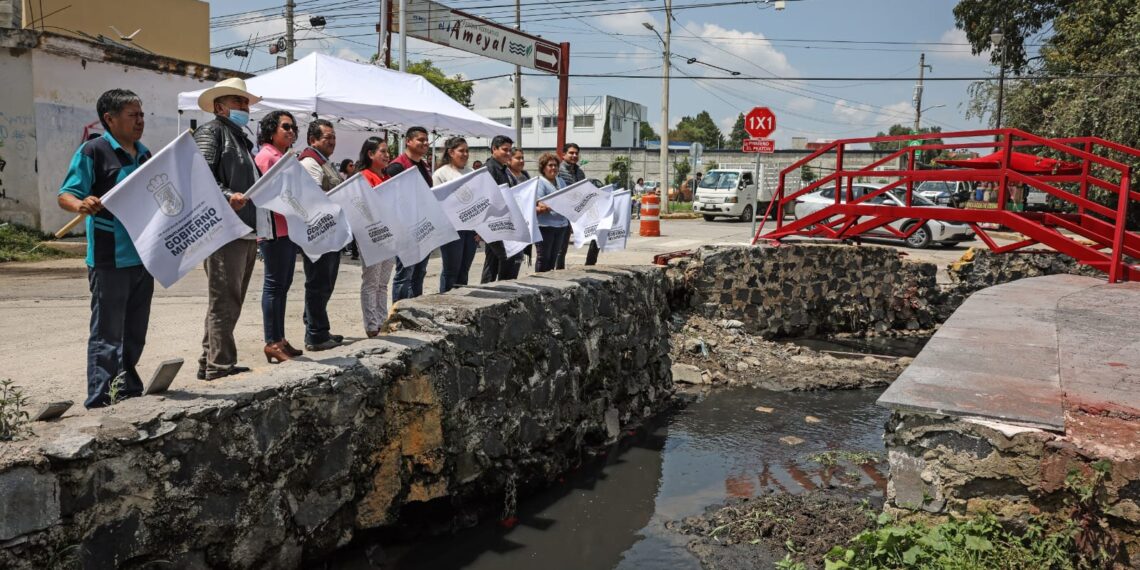 Omar Muñoz da inicio a programa de mantenimiento de canales pluviales