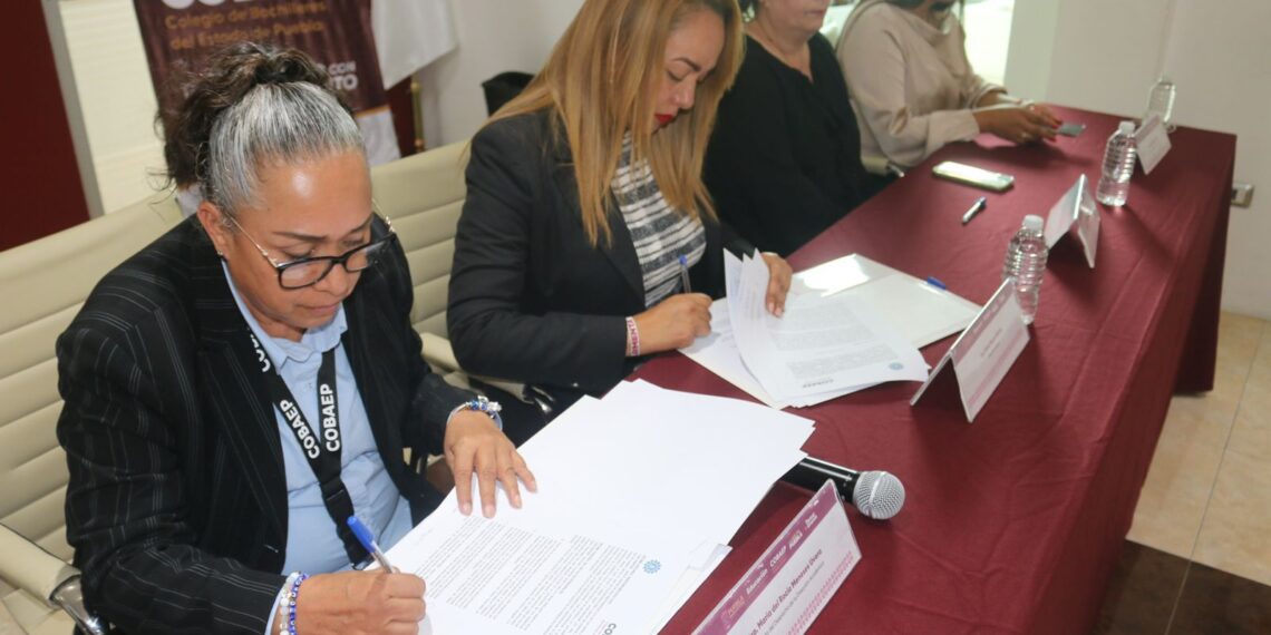 Firman convenio de colaboración ITSSMT y COBAEP para fortalecer la educación en Puebla