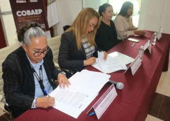 Firman convenio de colaboración ITSSMT y COBAEP para fortalecer la educación en Puebla