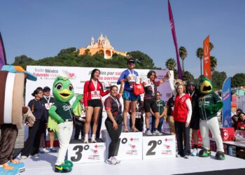 Más de mil participantes en San Andrés Cholula corren con la Cruz Roja Mexicana