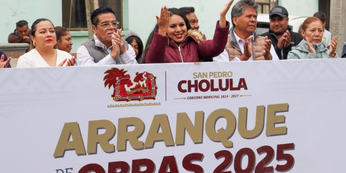 Tonantzin Fernández da banderazo de arranque a obras en Calvario y Cocoyotla