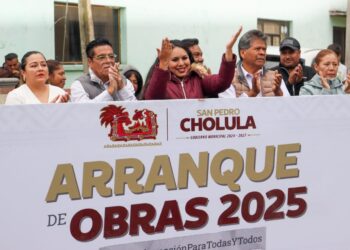 Tonantzin Fernández da banderazo de arranque a obras en Calvario y Cocoyotla