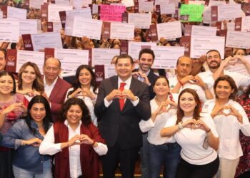 Con unidad, gobierno estatal y diputados federales transforman vidas y generan bienestar