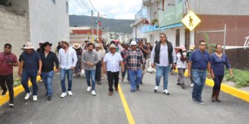 Inauguran nuevas calles y avanzan trabajos de bacheo en Amozoc