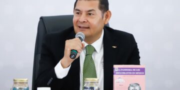 Gobierno de Puebla lidera transformación industrial e impulsa talento certificado con ICATEP