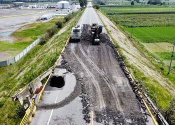 En dos semanas quedará rehabilitado el tramo afectado en el Bulevar Aeropuerto; especialistas descartan daño estructural en el puente
