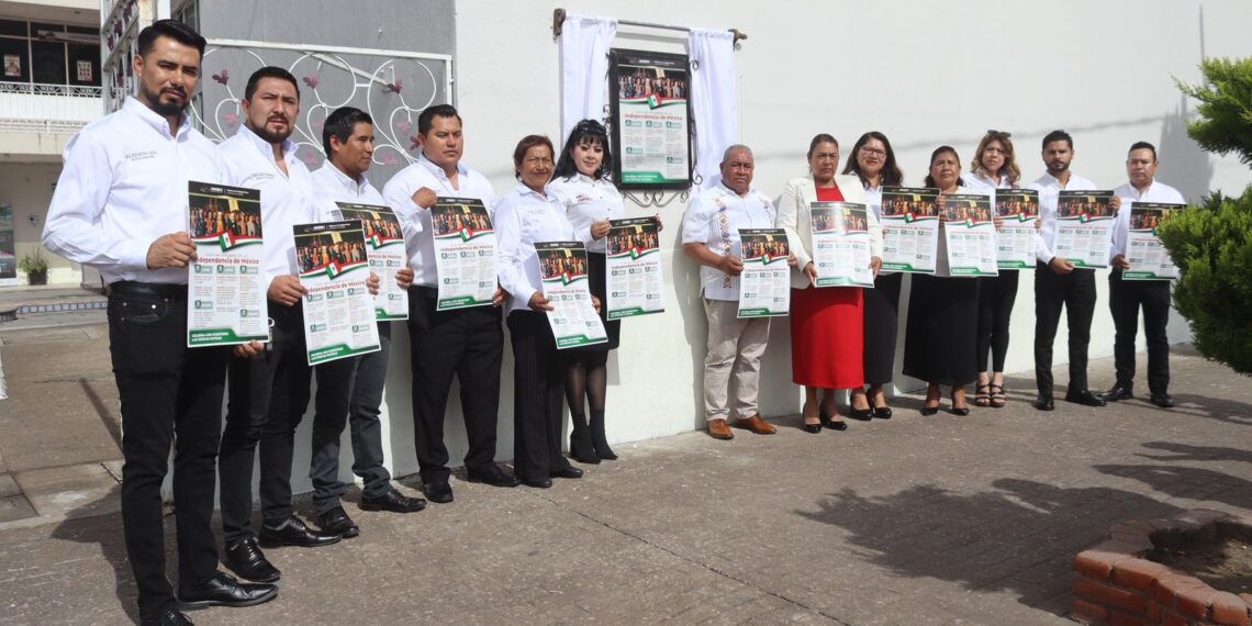 Con colocación de Bando Solemne inician Mes Patrio en Amozoc