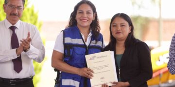 Arranca Lupita Cuautle constucción de aulas en San Antonio Cacalotepec