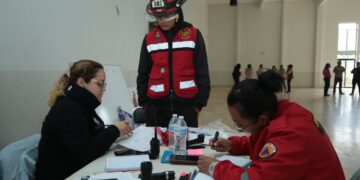 Gobierno de Puebla brinda atención inmediata a familias de Sierra Norte