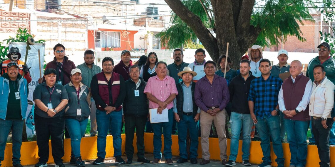 EcoJornada transforma el Parque de Santiago Mixquitla con la suma de esfuerzos