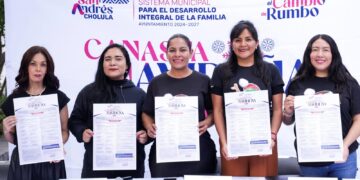 Solidaridad y apoyo en San Andrés Cholula con Canasta Navideña 2025