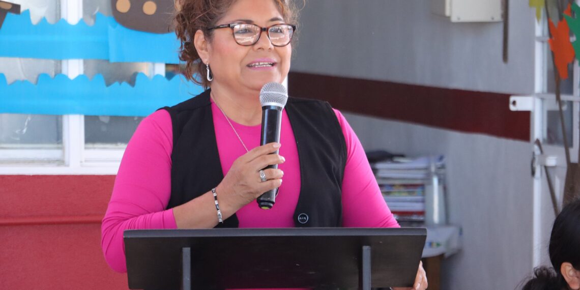 Tere Alfaro entrega rehabilitación del CAIC Villa Olímpica