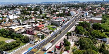 Impulsa Lupita Cuautle la rehabilitación vial en San Francisco Acatepec