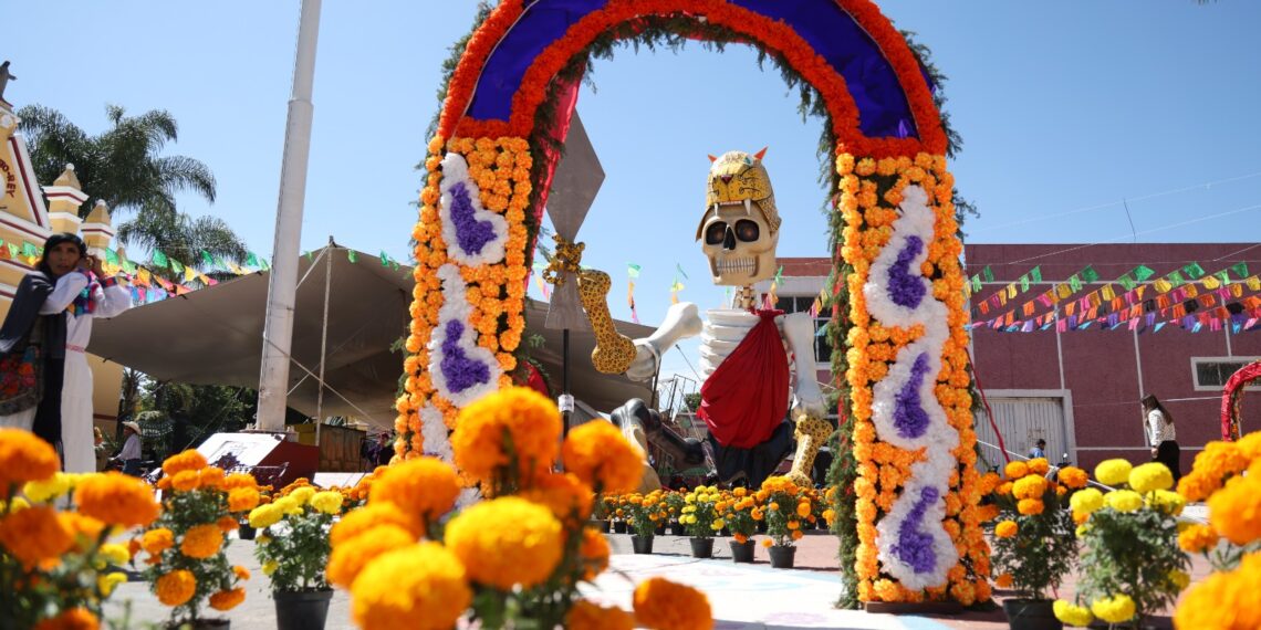 Inaugura Omar Muñoz “Festival Ánimas y Raíces Segunda Edición”