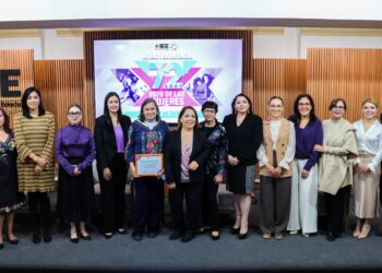 HISTORIA Y RECONOCIMIENTO A 72 AÑOS DEL VOTO DE LAS MUJERES
