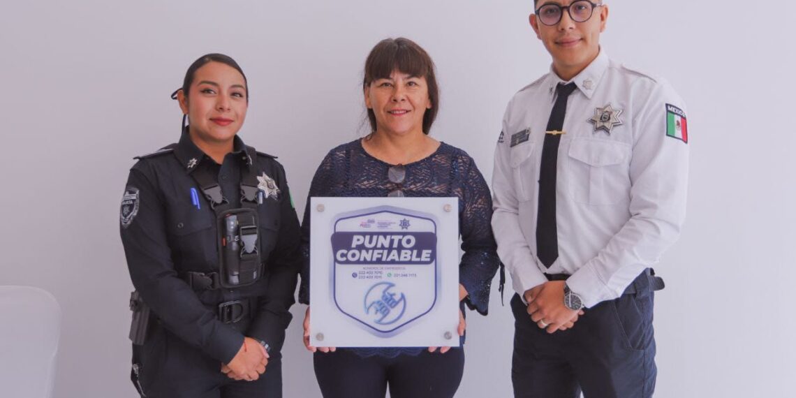 Impulsa Lupita Cuautle red de comercios seguros con distintivo “Punto Confiable»