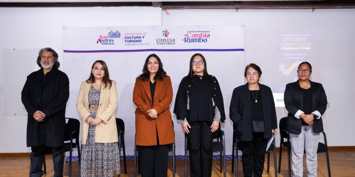 Fortalece Lupita Cuautle vínculo entre identidad cultural y academia en San Andrés Cholula