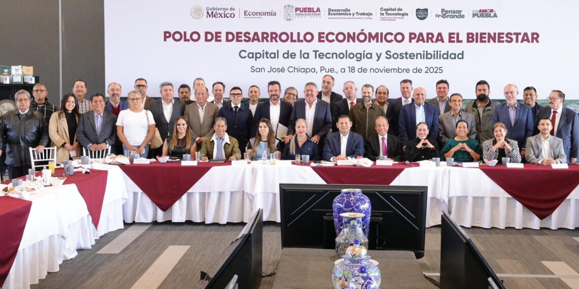 Puebla, primer estado, que completa tarea de cubrir polígono de desarrollo: Secretaría de Economía