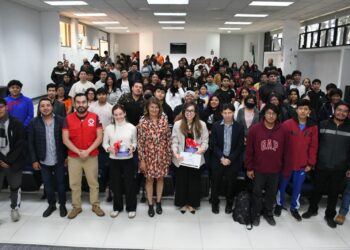 Fortalecen la UTH y la Embajada de Estados Unidos en México acciones contra la desinformación