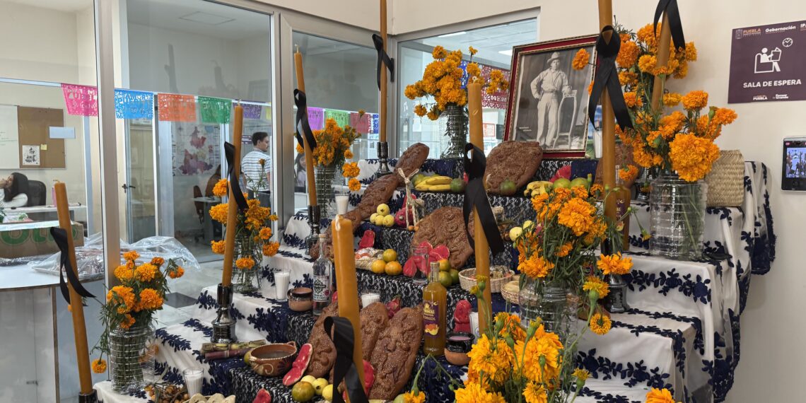 Inauguran «Muestra de Ofrenda de Santa Inés Ahuatempan» en el IPAM