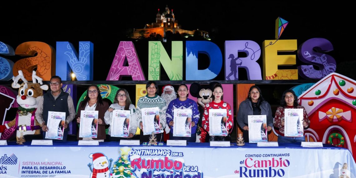 Anuncia Lupita Cuautle el inicio de la navidad con encendido de árboles