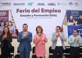 Estudiantes y autoridades refrendan compromiso social con faena comunitaria en UTH
