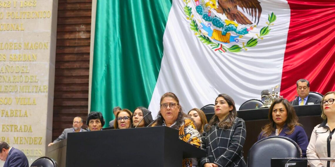 Reconocimiento a la talavera es honrar una parte del alma de México: Rosario Orozco
