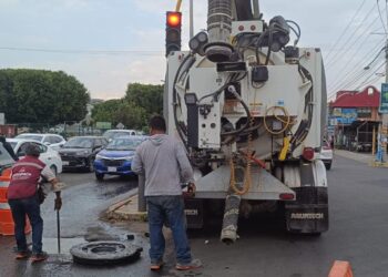 Acciones de desazolve de SOSAPACH fortalecen el sistema sanitario en Cholula