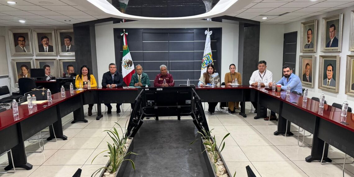 GOBIERNO ESTATAL MANTIENE PUERTAS ABIERTAS AL DIÁLOGO CON ESTUDIANTES NORMALISTAS