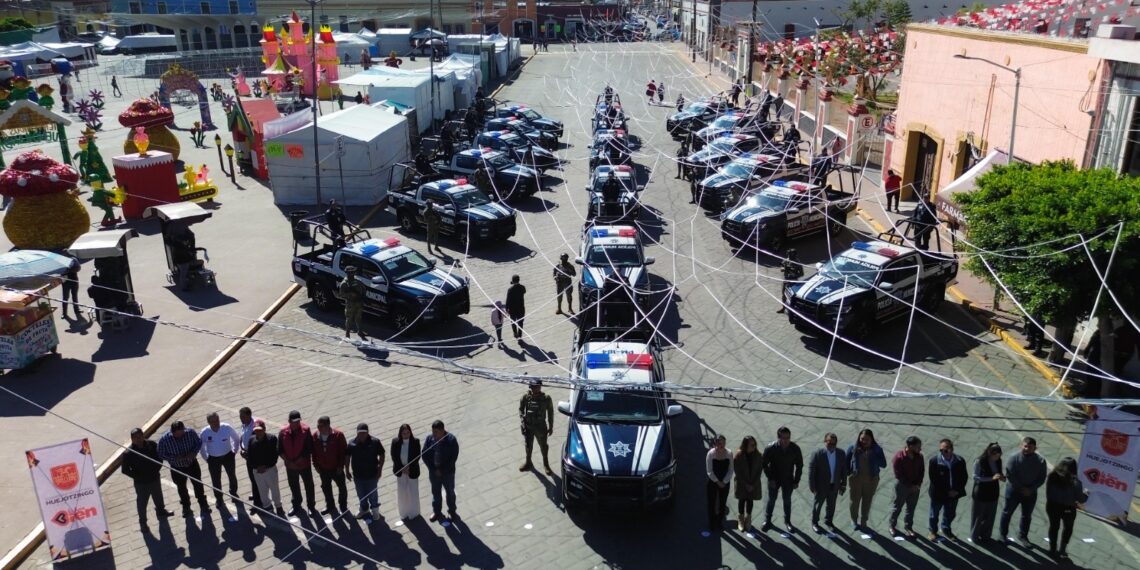 HUEJOTZINGO FORTALECE SU SEGURIDAD: ROBERTO SOLÍS DA BANDERAZO DE SALIDA A 17 NUEVAS PATRULLAS PARA BLINDAR AL MUNICIPIO