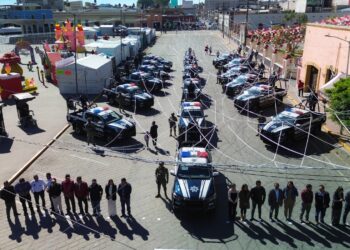 HUEJOTZINGO FORTALECE SU SEGURIDAD: ROBERTO SOLÍS DA BANDERAZO DE SALIDA A 17 NUEVAS PATRULLAS PARA BLINDAR AL MUNICIPIO